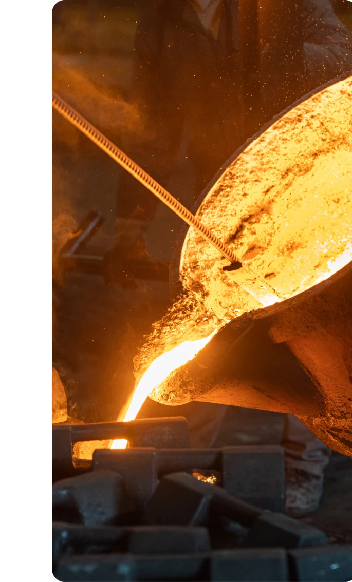Fundição e forno em operação
